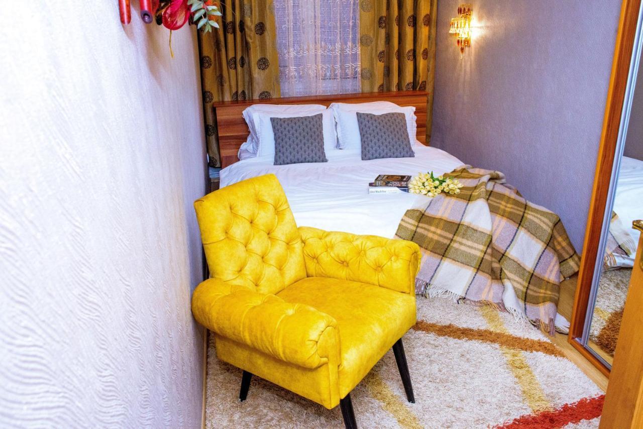 Topilche Apartment เตอร์โนปิล ภายนอก รูปภาพ