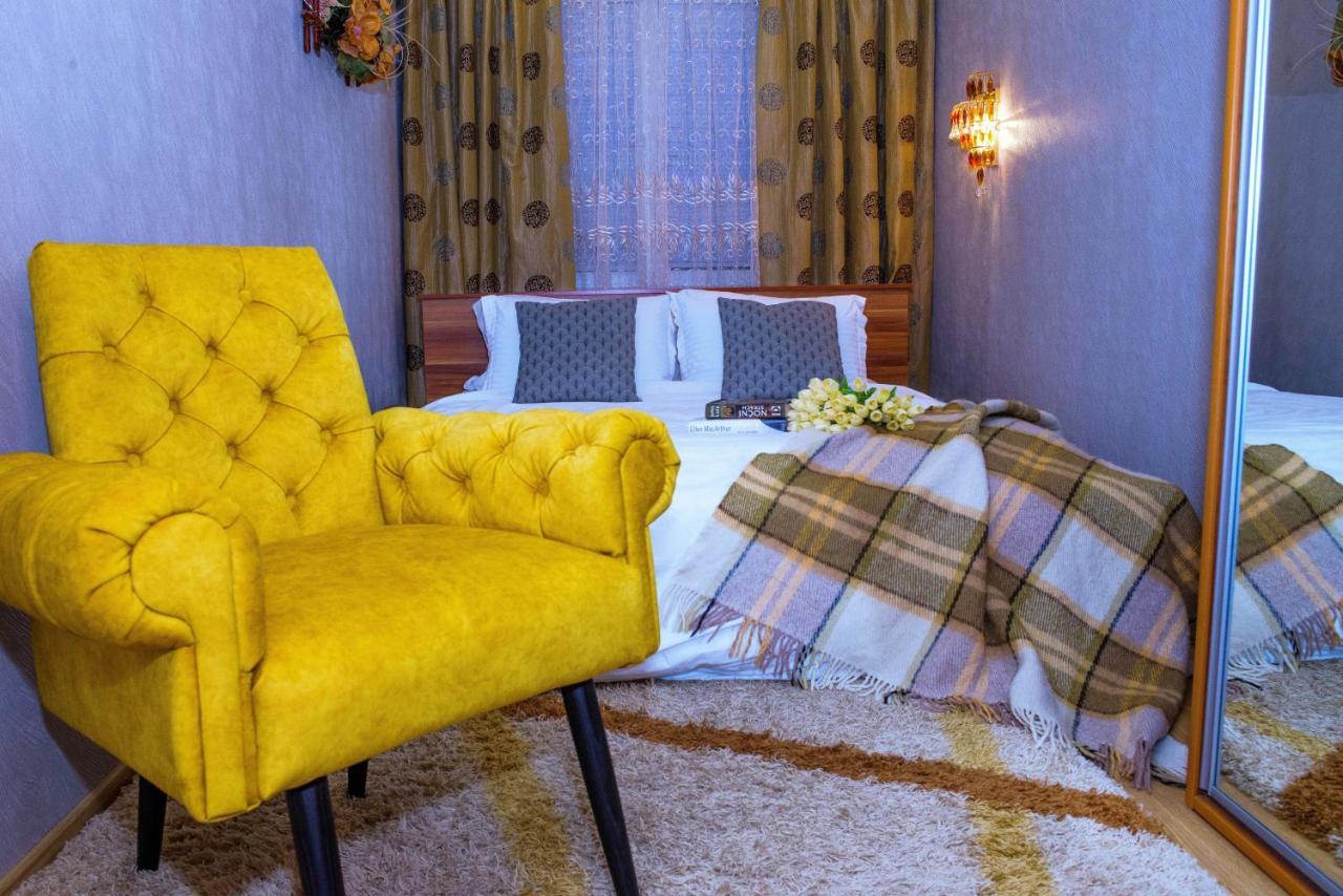 Topilche Apartment เตอร์โนปิล ภายนอก รูปภาพ